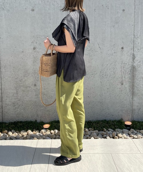 select MOCA by misato（セレクトモカバイミサト）の「スクエアビッグカラーブラウス（シャツ/ブラウス・レディース・ブラック/オフホワイト/インディゴブルー・FREE）」の10枚目の写真