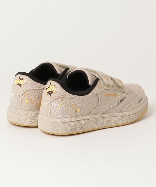 Reebok(リーボック)の「ルーニーテューンクラブシー 85 / Looney Tunes Club C 85(スニーカー・キッズ・ベージュ系その他・18.0cm/21.0cm/20.0cm/19.0cm/22.0cm/17.0cm)」の2枚目の写真