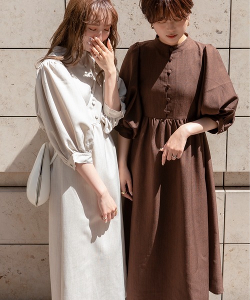 Ambre Ciel(アンブルシエル)の「クルミボタンボリュームワンピース/【WEB/EC限定商品】(ワンピース・レディース・ダークブラウン/アイボリー・FREE)」の7枚目の写真