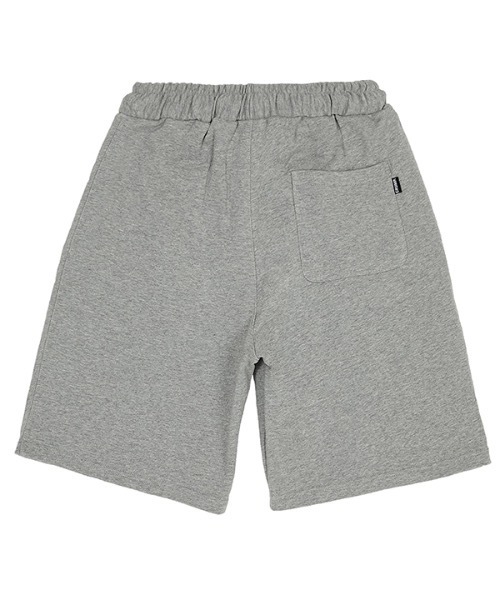 crump（クランプ）の「【crump 】2タック ワイドロングスウェットショートパンツ / TWO-TUCK WIDE LONG SWEAT SHORTS（その他パンツ・レディース・ブラック/グレー・MEDIUM/LARGE/X-LARGE）」の4枚目の写真