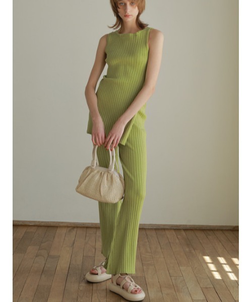 AMAIL（アマイル）の「Good style rib cafeset（タンクトップ・レディース・ベージュ/ライム・FREE）」の3枚目の写真