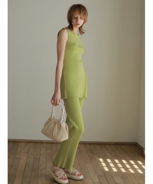 AMAIL（アマイル）の「Good style rib cafeset（タンクトップ・レディース・ベージュ/ライム・FREE）」の4枚目の写真