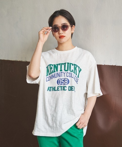 RODEO CROWNS WIDE BOWL（ロデオクラウンズワイドボウル）の「GOOD OLD カレッジTシャツ（Tシャツ/カットソー・レディース・イエロー/オフホワイト/グリーン/ネイビー・FREE）」の11枚目の写真