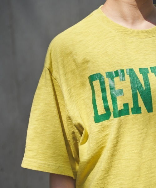 RODEO CROWNS WIDE BOWL（ロデオクラウンズワイドボウル）の「GOOD OLD カレッジTシャツ（Tシャツ/カットソー・レディース・イエロー/オフホワイト/グリーン/ネイビー・FREE）」の21枚目の写真