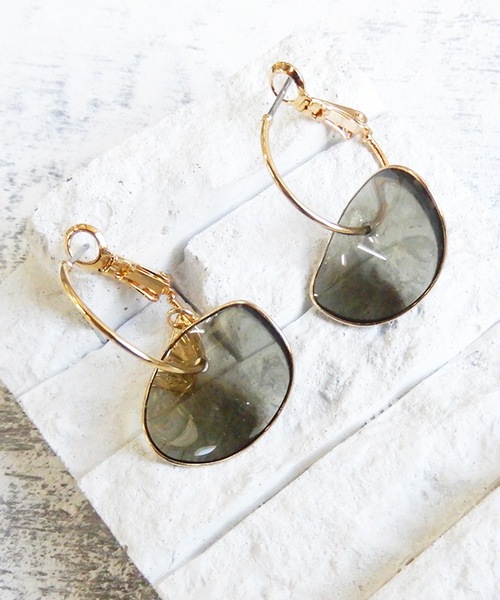 The Rule(ザルール)の「The Rule ザルール:Bowl hoop pierced earring:ボール フープピアス(ピアス(両耳用)・レディース・ホワイト/ベージュ/クリア/クリアグリーン/ブラウン/ブラック・FREE)」の3枚目の写真