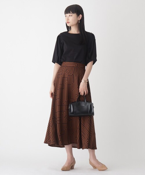 OPAQUE.CLIP(オペークドットクリップ)の「◆シルキーコットン パフスリーブカットソー【WEB限定カラー・サイズ】(Tシャツ/カットソー・レディース・チャコールグレー/ブラック/ブラウン系その他5/ホワイト系/ネイビー系5・40/38/42/36)」の12枚目の写真