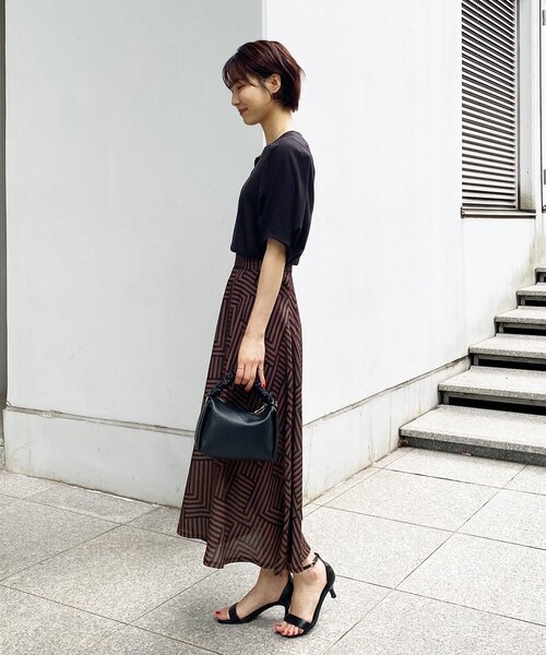 OPAQUE.CLIP(オペークドットクリップ)の「◆シルキーコットン パフスリーブカットソー【WEB限定カラー・サイズ】(Tシャツ/カットソー・レディース・チャコールグレー/ブラック/ブラウン系その他5/ホワイト系/ネイビー系5・40/38/42/36)」の20枚目の写真