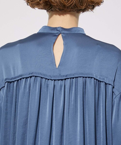 CITY TOKYO（シティトウキョウ）の「ドローコードギャザーブラウス（シャツ/ブラウス・レディース・ブラック/ブルー・FREE）」の19枚目の写真