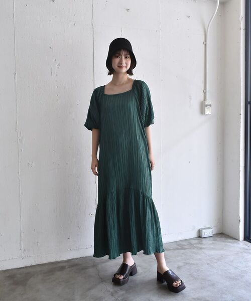 RETRO GIRL（レトロガール）の「バルーン袖ティアードOP（ワンピース・レディース・ライトグレー/ブラック/グリーン・FREE）」の20枚目の写真