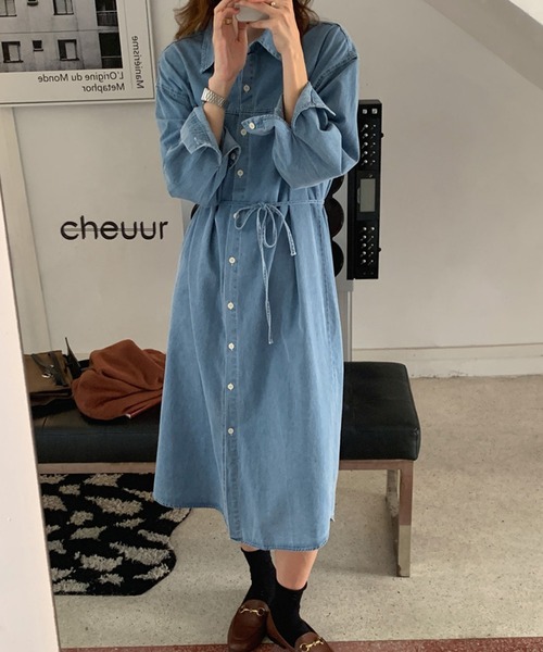 VitaFelice(ヴィータフェリーチェ)の「ウエストマークデニムシャツワンピース(ワンピース・レディース・ネイビー/ライトブルー・FREE)」の1枚目の写真