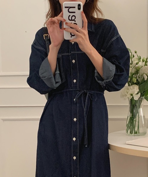 VitaFelice(ヴィータフェリーチェ)の「ウエストマークデニムシャツワンピース(ワンピース・レディース・ネイビー/ライトブルー・FREE)」の17枚目の写真