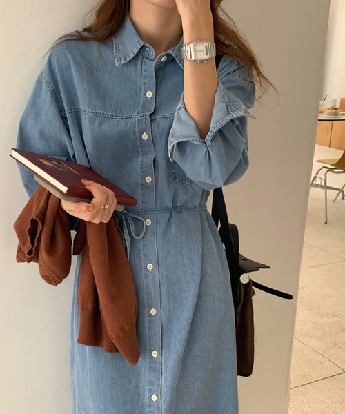 VitaFelice(ヴィータフェリーチェ)の「ウエストマークデニムシャツワンピース(ワンピース・レディース・ネイビー/ライトブルー・FREE)」の21枚目の写真