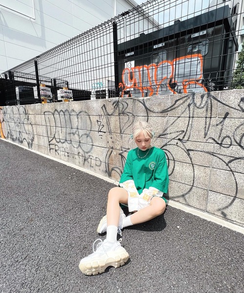 Figments（フィグメンツ）の「フェイクレイヤードワンポイントロンT（Tシャツ/カットソー・レディース・ホワイト/ブラック/パープル/グリーン・SMALL/MEDIUM）」の15枚目の写真