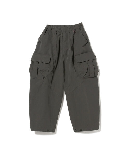 こども ビームス(コドモビームス)の「highking / count パンツ(130~160cm)(カーゴパンツ・キッズ・カーキ/ブラック・130/160/150/140)」の2枚目の写真