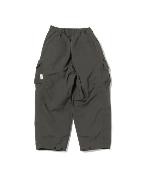 こども ビームス(コドモビームス)の「highking / count パンツ(130~160cm)(カーゴパンツ・キッズ・カーキ/ブラック・130/160/150/140)」の4枚目の写真