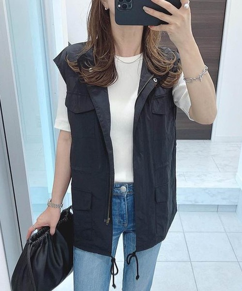 SUGAR BISKET（シュガービスケット）の「ハイネックミリタリーベスト（ベスト・レディース・ブラック/カーキ/アイボリー・フリー）」の2枚目の写真