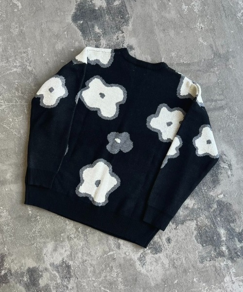 VACANCY（ヴァカンシー）の「ニュアンスフラワーオーバーニット【ユニセックス】（ニット/セーター・レディース・グレー/ブラック/ナチュラル・FREE）」の9枚目の写真