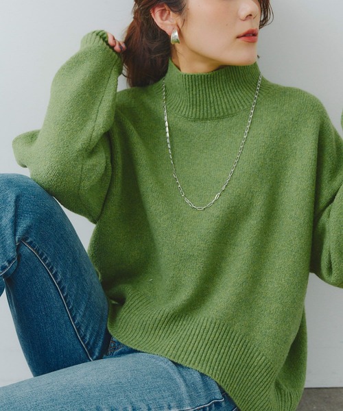 Chez toi（シェトワ）の「BACKスリットハイネック前後差プル