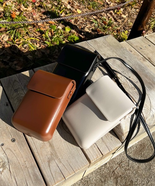 Lamoa(ラモア)の「Lamoa/ミニスマホショルダーバッグ(ショルダーバッグ・レディース・ブラック/ベージュ/アイボリー/ブラウン・FREE)」の17枚目の写真