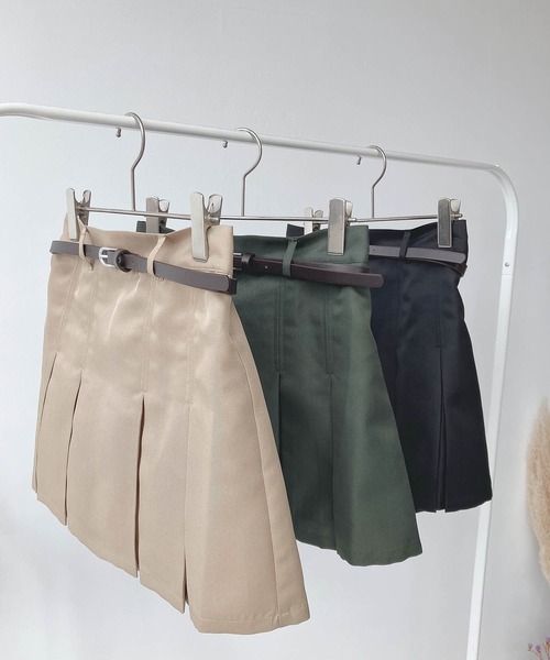 AS KNOW AS plus(アズノゥアズプラス)の「○ベルト付き チノ プリーツミニスカート(スカート・レディース・ブラック/カーキ/ベージュ・FREE)」の14枚目の写真