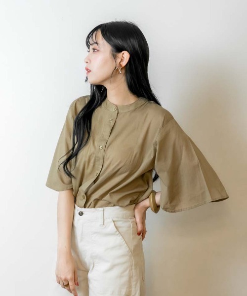 atONE(アットワン)の「atONE 半端袖 バタフライスリーブブラウス(シャツ/ブラウス・レディース・ブラック/ベージュ/オフホワイト・FREE)」の16枚目の写真