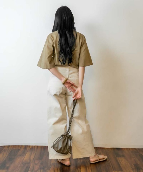 atONE(アットワン)の「atONE 半端袖 バタフライスリーブブラウス(シャツ/ブラウス・レディース・ブラック/ベージュ/オフホワイト・FREE)」の10枚目の写真