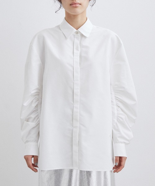 ADAM ET ROPE'（アダムエロペ）の「〈SETアイテム〉ビスチェセットシャツ（シャツ/ブラウス・レディース・ベージュ/ホワイト・FREE）」の7枚目の写真