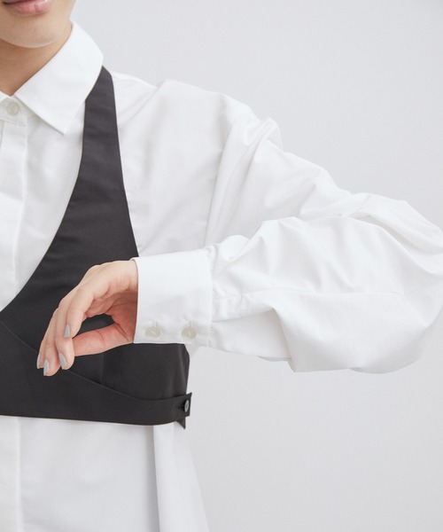 ADAM ET ROPE'（アダムエロペ）の「〈SETアイテム〉ビスチェセットシャツ（シャツ/ブラウス・レディース・ベージュ/ホワイト・FREE）」の15枚目の写真