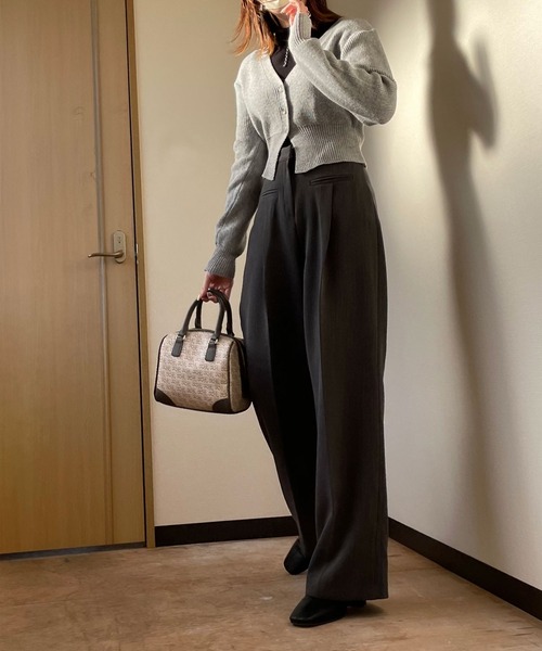 Reurie'（レウリィ）の「【ZOZO限定】クロップドリブカーディガン / ショート丈 クロップド丈 ニットカーディガン コンパクト リブニット Vネック チャコールグレー ライトグレー ピンクベージュ メランジカラー（カーディガン/ボレロ・レディース・チャコールグレー/グレー/ピンクベージュ・FREE）」の17枚目の写真