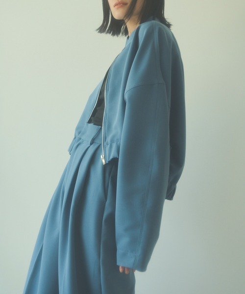 HANNE(アン)の「【セットアップ対応】クロップドブルゾン(ブルゾン・レディース・ベージュ/ブルー・フリー)」の13枚目の写真