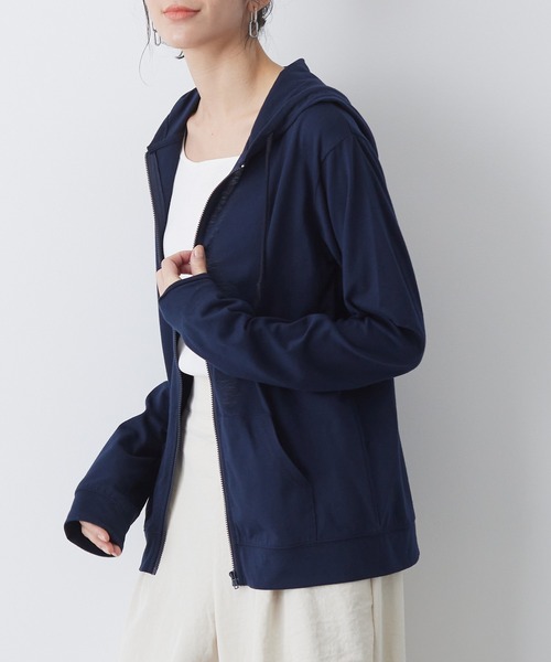 for/c（フォーシー）の「UV＆COOLフロントポケットZIPパーカー【サスティナブル】（パーカー・レディース・ネイビー/ブラック/ライトベージュ/アイボリー/ラベンダー・M/L/LL）」の22枚目の写真