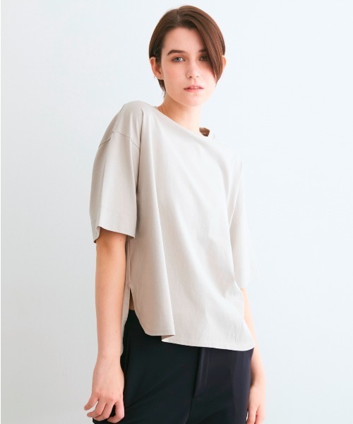 three dots(スリードッツ)の「スーパーファイン クルーネックTシャツ(Tシャツ/カットソー・レディース・グレー系その他/ホワイト・SMALL)」の2枚目の写真