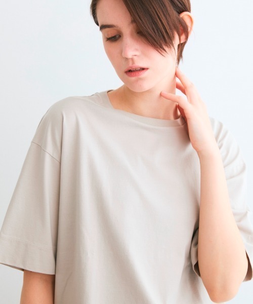three dots(スリードッツ)の「スーパーファイン クルーネックTシャツ(Tシャツ/カットソー・レディース・グレー系その他/ホワイト・SMALL)」の11枚目の写真