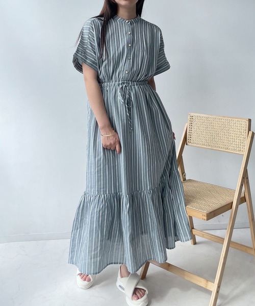 AS KNOW AS plus(アズノゥアズプラス)の「〇マッキンタックと釦ワンピース(ワンピース・レディース・ベージュ系/グリーン系/ブルー系/ブラック/ブラック系その他/ブラック系/グリーン系その他/ブルー系その他・FREE)」の6枚目の写真