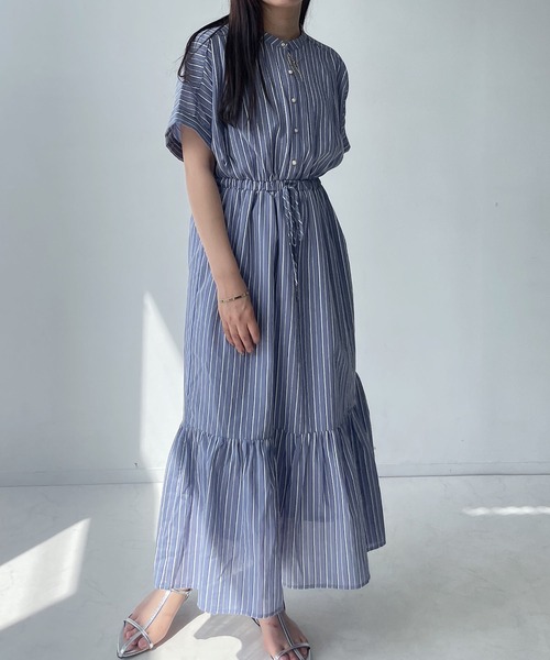 AS KNOW AS plus(アズノゥアズプラス)の「〇マッキンタックと釦ワンピース(ワンピース・レディース・ベージュ系/グリーン系/ブルー系/ブラック/ブラック系その他/ブラック系/グリーン系その他/ブルー系その他・FREE)」の9枚目の写真