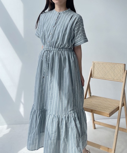 AS KNOW AS plus(アズノゥアズプラス)の「〇マッキンタックと釦ワンピース(ワンピース・レディース・ベージュ系/グリーン系/ブルー系/ブラック/ブラック系その他/ブラック系/グリーン系その他/ブルー系その他・FREE)」の12枚目の写真