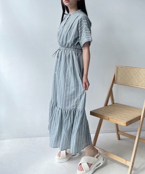 AS KNOW AS plus(アズノゥアズプラス)の「〇マッキンタックと釦ワンピース(ワンピース・レディース・ベージュ系/グリーン系/ブルー系/ブラック/ブラック系その他/ブラック系/グリーン系その他/ブルー系その他・FREE)」の13枚目の写真