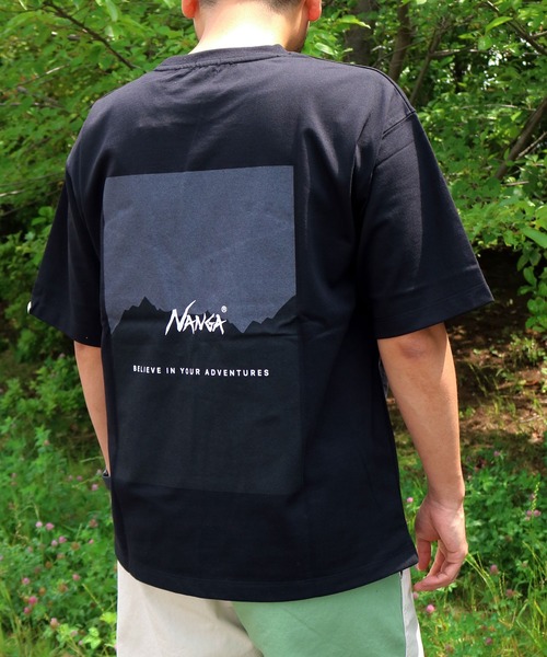 NANGA(ナンガ)の「NANGA×GrandPARK/ナンガ×グランドパーク別注バックプリントTシャツ(Tシャツ/カットソー・メンズ・グレー/グリーン/ブラック/ホワイト/ネイビー・MEDIUM/LARGE/X-LARGE)」の15枚目の写真