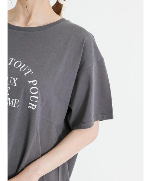 Te chichi(テチチ)の「アーチロゴTシャツ(Tシャツ/カットソー・レディース・ブラック/ブルー/チャコールグレー・F)」の13枚目の写真