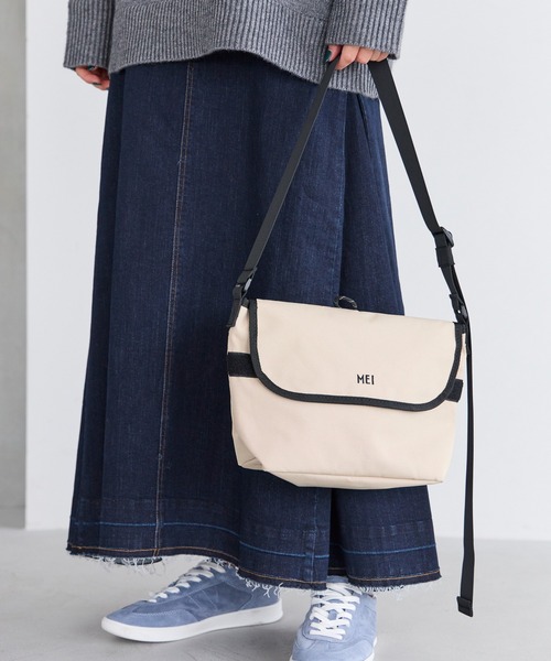MEI（メイ）の「【MEI/メイ】メッセンジャーバッグ（メッセンジャーバッグ・レディース・ブラック/ベージュ・F）」の16枚目の写真
