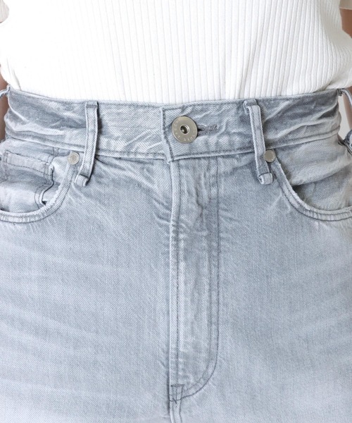 upperhights（アッパーハイツ）の「upper hights 【THE NIECE】ワイドストレートパンツ（デニムパンツ・レディース・ライトブルー/ブラック/ブルー系その他・23/24/22）」の18枚目の写真