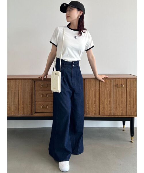 dazzlin（ダズリン）の「スクエアロゴTシャツ（Tシャツ/カットソー・レディース・ピンク/ブラック/オフホワイト・FREE）」の13枚目の写真