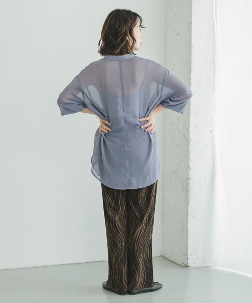 ITEMS URBANRESEARCH（アイテムズ アーバンリサーチ）の「シアーヨウリュウバンドカラーシャツ（シャツ/ブラウス・レディース・ネイビー/ラベンダー/その他1・FREE）」の9枚目の写真