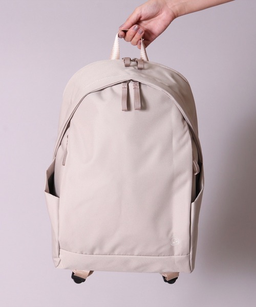 anello(アネロ)の「(LF)【anello】7ポケット デイパック(バックパック/リュック・レディース・ネイビー/ライトベージュ/ブラック・ONE SIZE)」の4枚目の写真