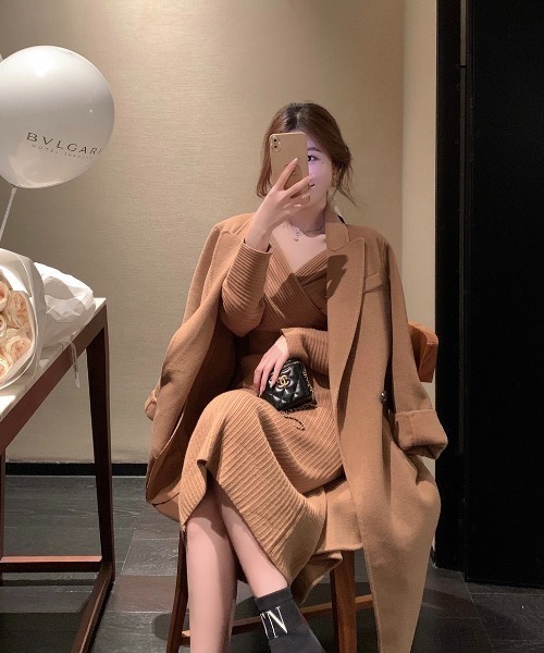 LADY LIKE(レディライク)の「ウエストマークカシュクールニットワンピース(ワンピース・レディース・ブラック/ブラウン/オフホワイト/ピンク/キャメル・M)」の11枚目の写真