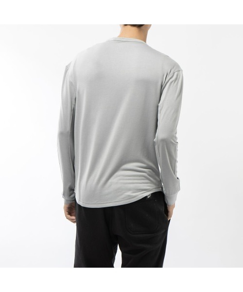 Reebok(リーボック)の「アクティブチル+ドリームブレンド ロングスリーブ Tシャツ / TS AC+DREAMBLEND LONG SLEEVE TEE(Tシャツ/カットソー・メンズ・ライトグレー/ブラック・SMALL/MEDIUM/LARGE/XX-LARGE/X-LARGE/X-SMALL)」の3枚目の写真