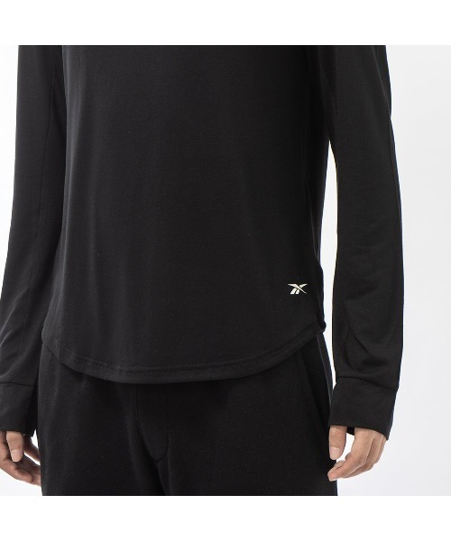 Reebok(リーボック)の「アクティブチル+ドリームブレンド ロングスリーブ Tシャツ / TS AC+DREAMBLEND LONG SLEEVE TEE(Tシャツ/カットソー・メンズ・ライトグレー/ブラック・SMALL/MEDIUM/LARGE/XX-LARGE/X-LARGE/X-SMALL)」の12枚目の写真