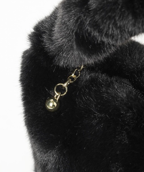 Andemiu（アンデミュウ）の「フェイクファーミニバッグ980205（トートバッグ・レディース・ベージュ/カーキ/ブラック・FREE）」の18枚目の写真