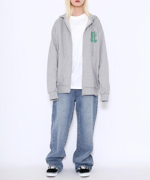 EXIEEE（イグジー）の「EXIEEE/ロゴZIPパーカー（パーカー・レディース・杢グレー/ブラウン/ブラック・SMALL/MEDIUM/LARGE）」の17枚目の写真
