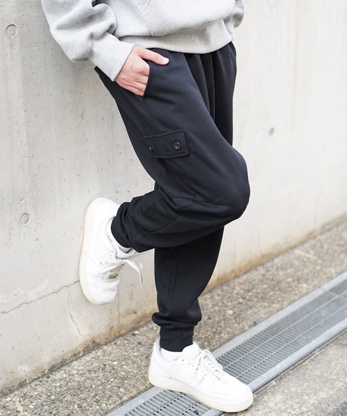 MinoriTY(マイノリティ)の「【MinoriTY】毛玉ができないサルエルカーゴパンツ メンズ スウェットパンツ ルーズフィット ジャージ(スウェットパンツ・メンズ・杢グレー/パープル/ブラック/オートミール/カーキ/チェック/ブラウン・S/M/L/XL)」の9枚目の写真